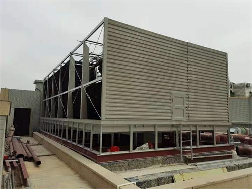 冷卻塔是一種重要工業(yè)循環(huán)用水裝置(冷卻塔的模板用