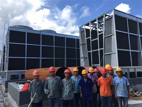 圓形冷卻塔冒白色霧氣的原因(冷卻塔的霧氣有沒有效