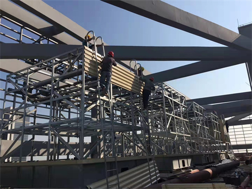 工業冷卻塔中的水溫越來越高怎么辦(冷卻塔出水溫度