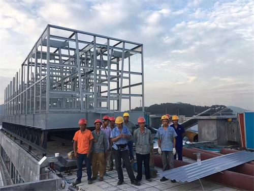 工業(yè)冷卻塔收水器飄水的控制措施